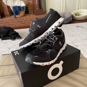 On cloud women’s shoes